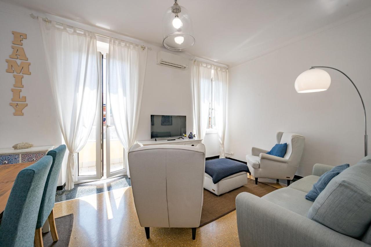 Joivy Penthouse Flat With Terrace Lägenhet Genua Exteriör bild