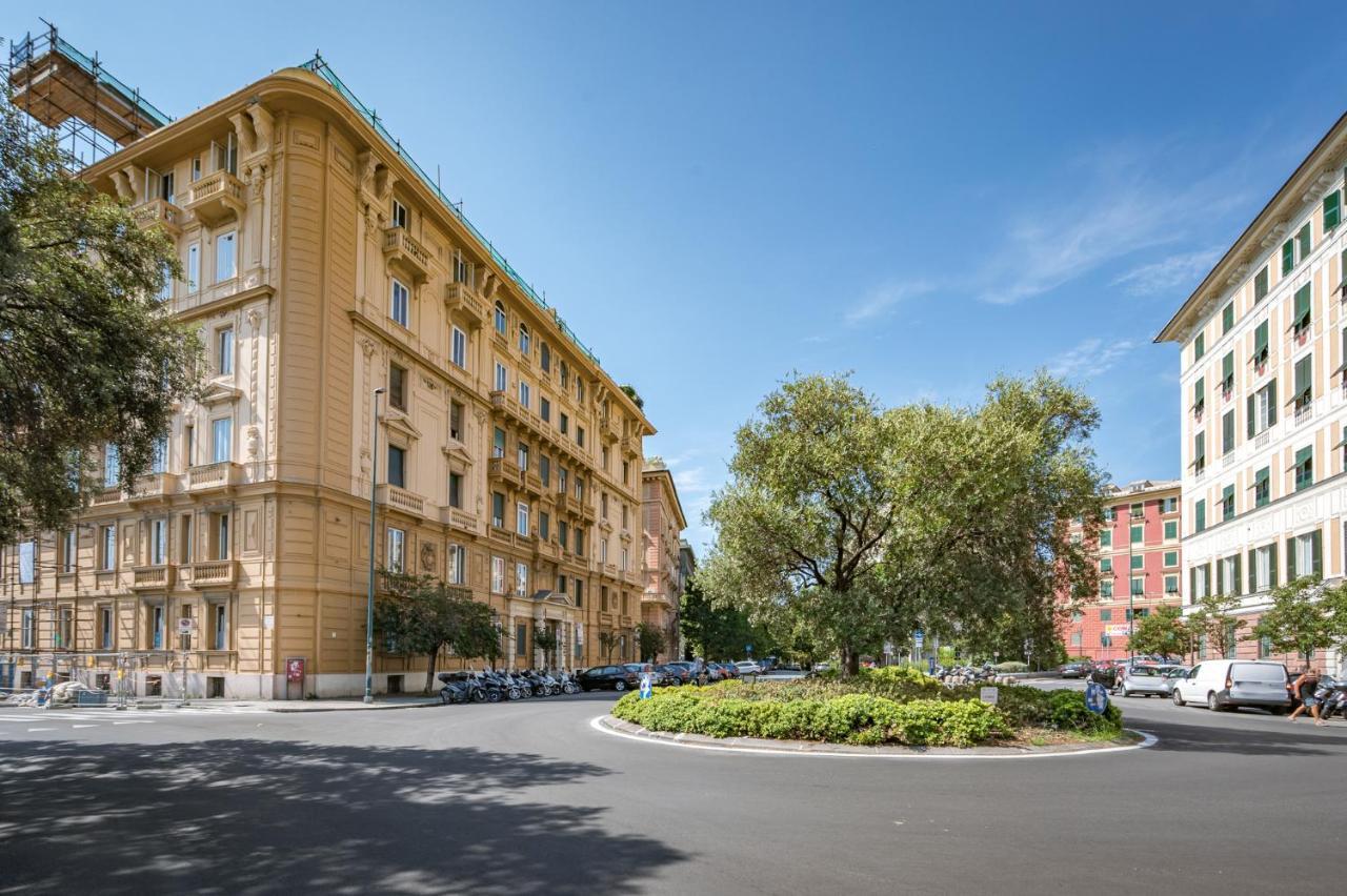 Joivy Penthouse Flat With Terrace Lägenhet Genua Exteriör bild